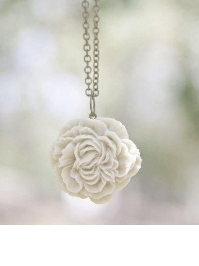 Cream-ivory Peony Flower Necklace Bridal Jewelry - Pearl